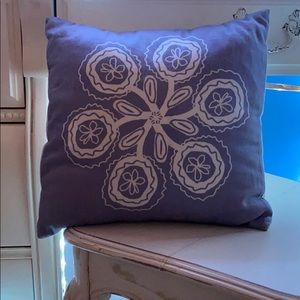 PILLOW